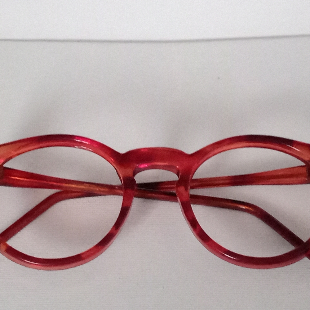 Vintage Faux Tortoise Eyeglass Frame w Keyhole Nosebridge  NOS